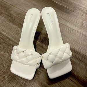 White Summer/Vacation Heels!